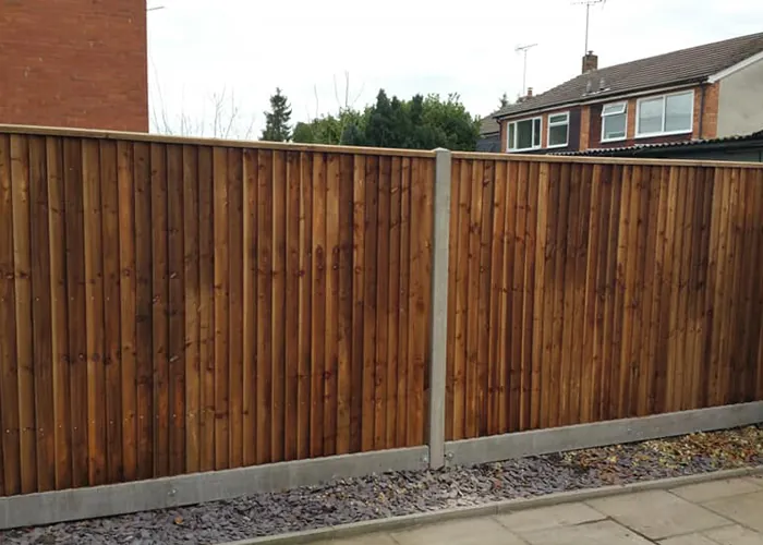 Close board fencing installation in Wokingham