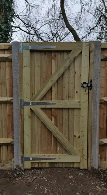 Fencing, gate or repair work completed by AWGS Fencing in Berkshire